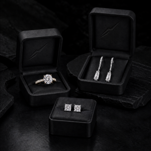 Ready to ship diamond jewelry by Diamonds of Aspen